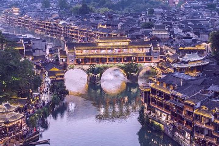 Lucy, 38 — Escort in Tongcheng, China