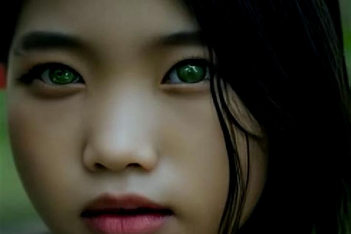 Lucy, 39, a black green-eyed asian companion based in Pacherrez. Offering CIM, Roleplay, OWO, Duos. Available for incall and outcall, day and evening dates.
