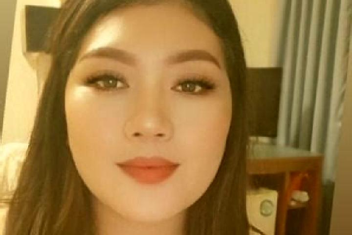 Lucy, 39, a blonde grey-eyed asian companion based in Schluesslberg. Offering Deep French Kissing, Dinner Date. Available for incall and outcall, overnight b...