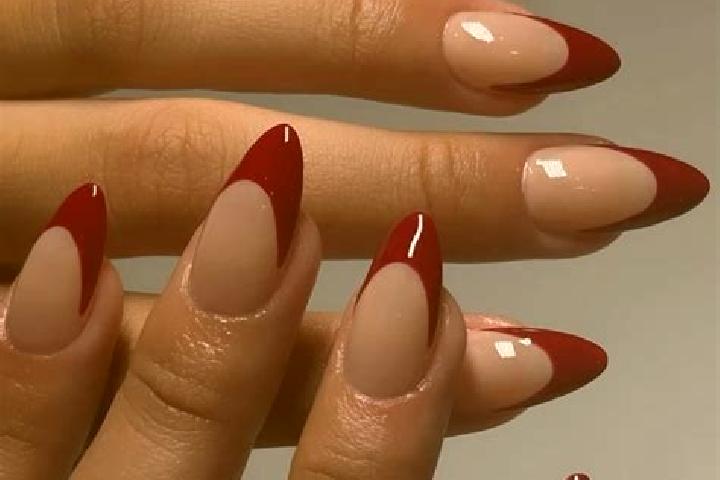 Lucy, 39, a red dark-eyed mixed companion based in Pappinissheri. Offering Deep French Kissing, Dinner Date, Erotic Massage, Couples, BDSM. Available for inc...