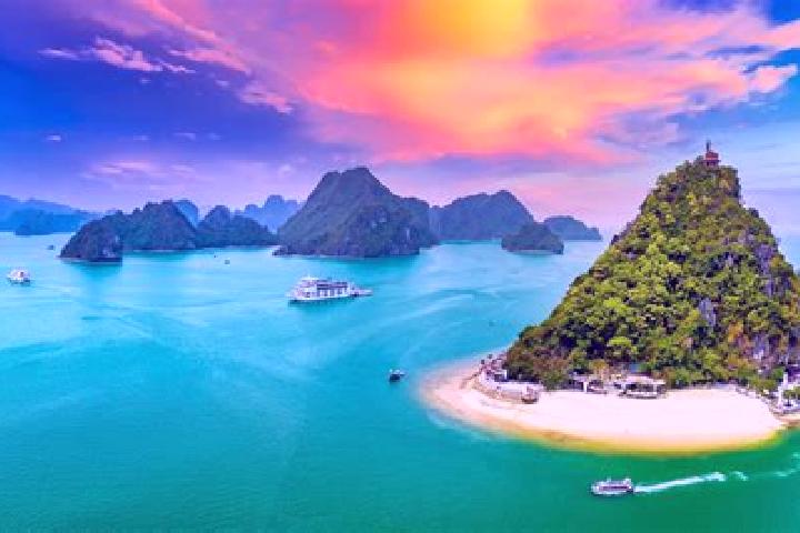 Lucy, 39 — Escort in Xa Long Hai, Vietnam