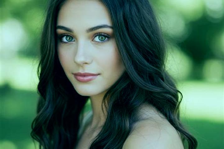 Luna, 20, a dark blonde hazel-eyed caucasian companion based in Ardagger Stift. Offering Roleplay, Party Girl, Massage. Available for incall and outcall, ove...