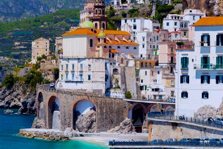 Luna, 20 — Escort in Costermano, Italy