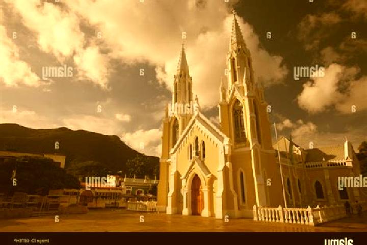 Luna, 20 — Escort in El Valle del Espiritu Santo, Venezuela