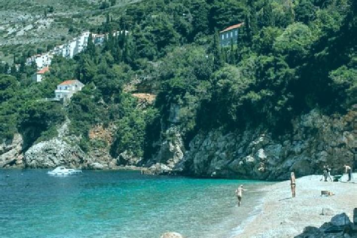 Luna, 20 — Escort in Ivanovci Gorjanski, Croatia