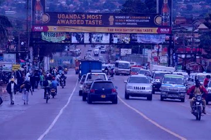 Luna, 20 — Escort in Kajansi, Uganda
