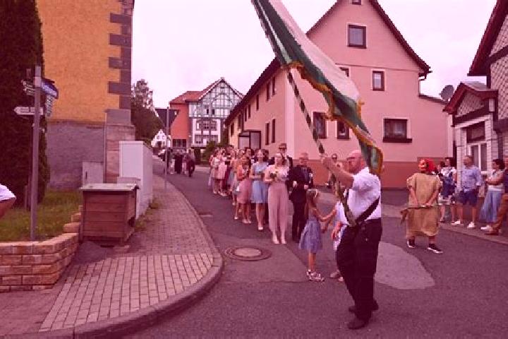 Luna, 20 — Escort in Kleinschmalkalden, Germany