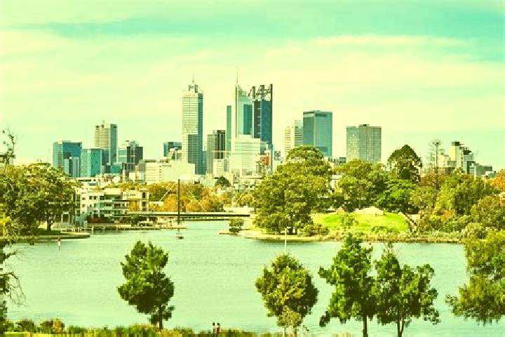Luna, 20 — Escort in Perth city centre, Australia
