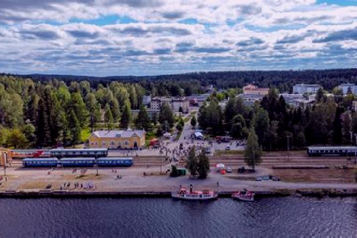 Luna, 20 — Escort in Suolahti, Finland