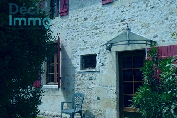 Luna, 21 — Escort in Corme-Royal, France