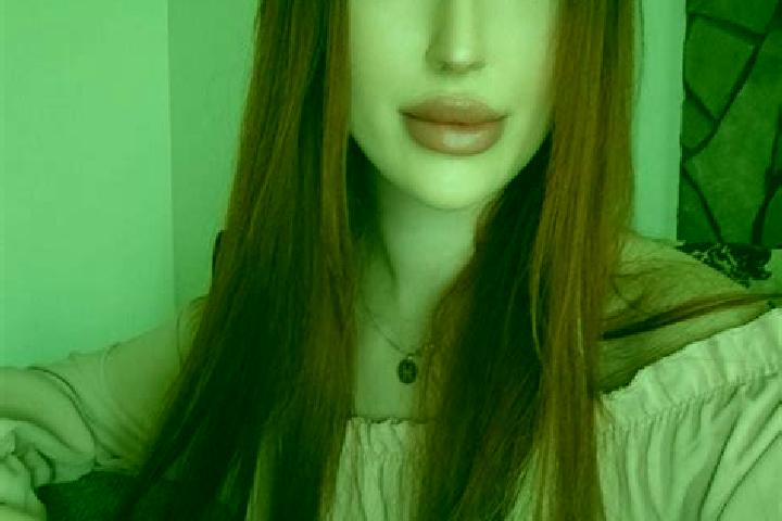Luna, 21 — Escort in Dasha, China