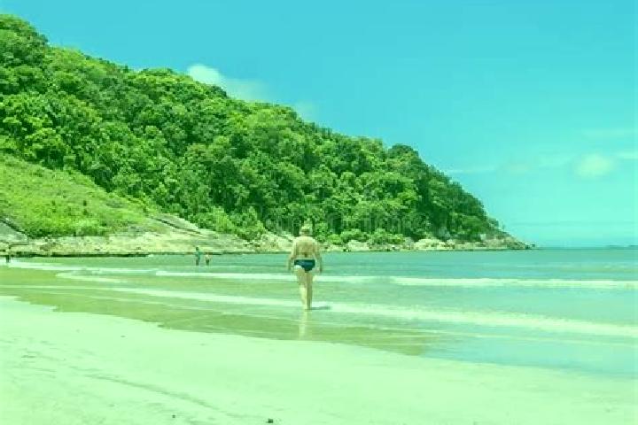 Luna, 21 — Escort in Guaiuba, Brazil