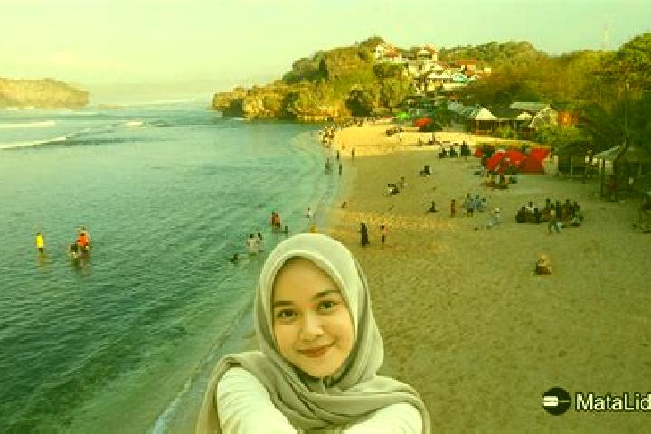Luna, 21 — Escort in Kabongan Kidul, Indonesia