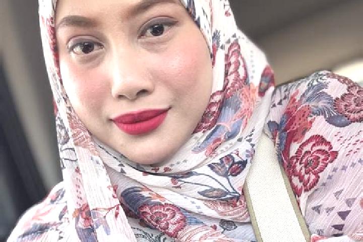Luna, 21 — Escort in Padang Endau, Malaysia