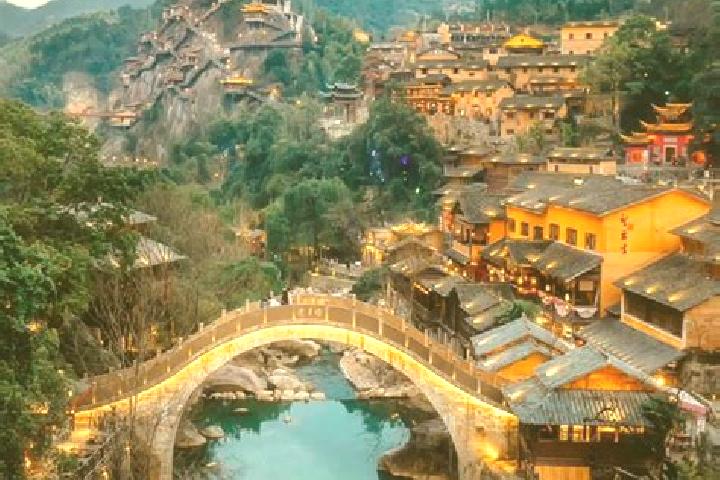Luna, 21 — Escort in Qingyun, China