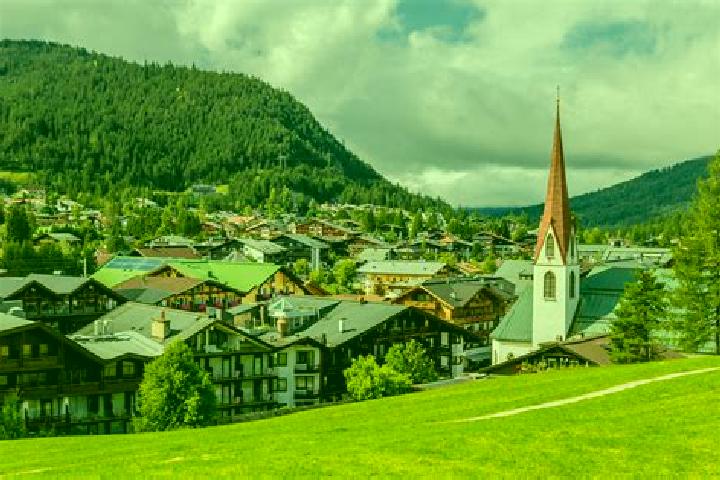 Luna, 21 — Escort in Seefeld, Germany