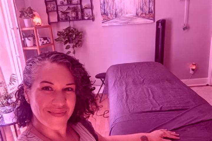 Luna, 22, a black brown-eyed slavic companion based in Greencastle. Offering CIM, 69, BDSM, Massage. Available for incall and outcall, day and evening dates.