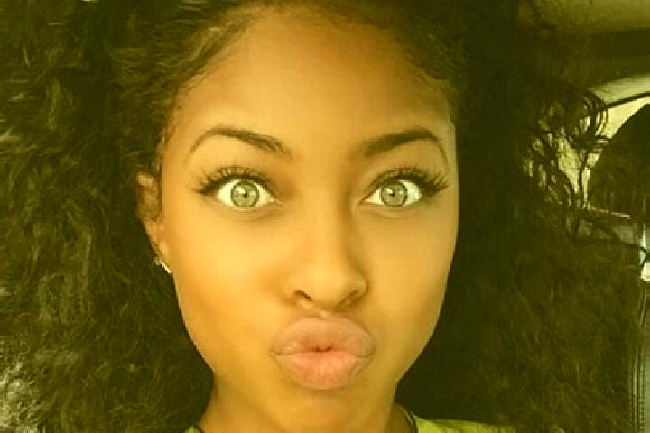 Luna, 22, a black green-eyed ebony companion based in Four Lanes. Offering Deep French Kissing, Dinner Date, Massage. Available for incall and outcall, day a...