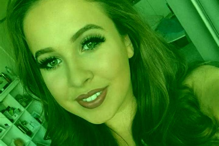 Luna, 22, a dark blonde amber-eyed caucasian companion based in Schrum. Offering Prostate Massage, 69, GFE, Massage. Available for incall and outcall, day an...