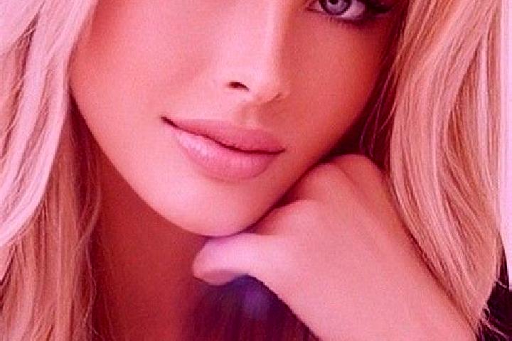 Luna, 22, a dark blonde blue-eyed caucasian companion based in Richards Bay. Offering Dinner Date, Couples, Massage. Available for incall and outcall, overni...