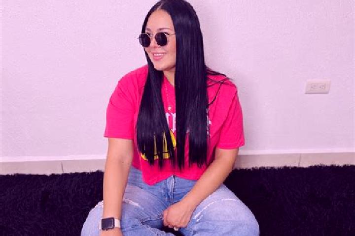 Luna, 22 — Escort in Bibiano Hernandez, Mexico
