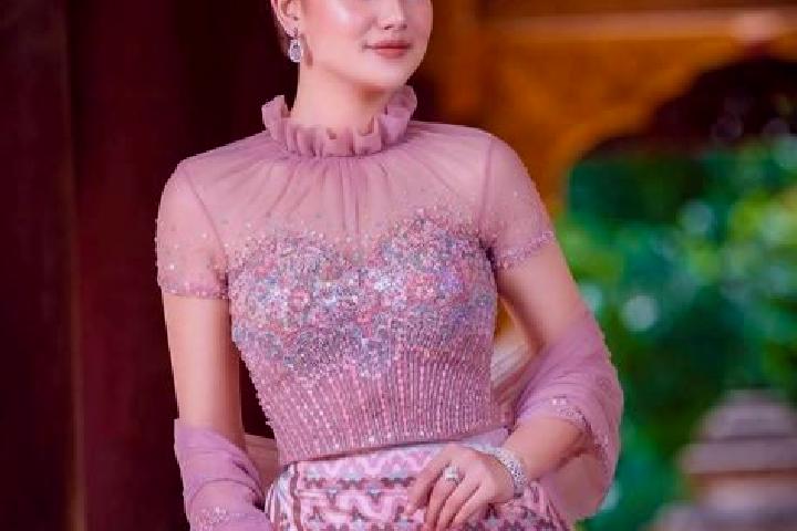 Luna, 22 — Escort in Ma Yan, Myanmar