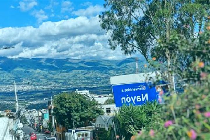 Luna, 22 — Escort in Nayon, Ecuador