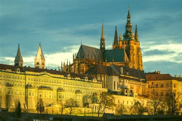 Luna, 22 — Escort in Prezletice, Czech Republic