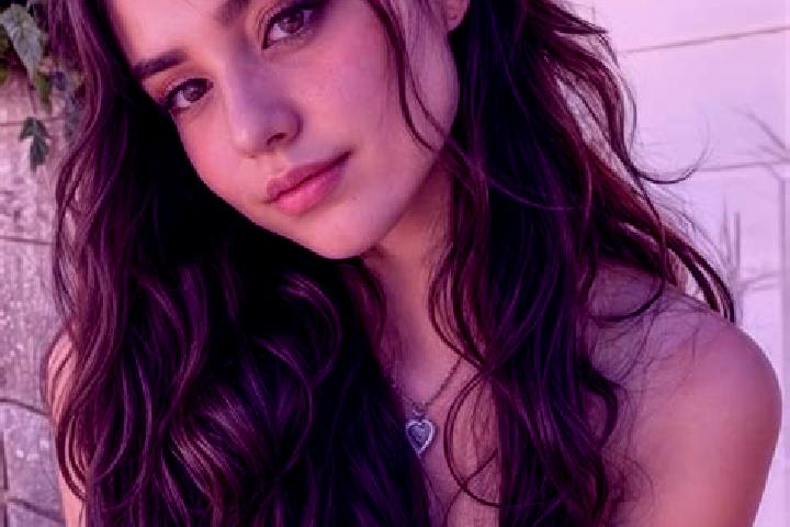 Luna, 23, a brunette hazel-eyed mediterranean companion based in Talgram. Offering BDSM, Couples, CIM, Erotic Massage. Available for incall and outcall, day ...