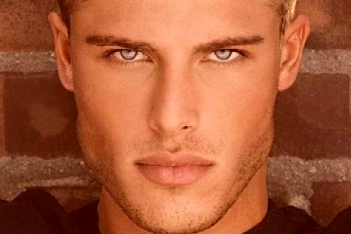 Luna, 23, a dark blonde dark-eyed caucasian companion based in Alcester. Offering Girlfriend Experience, Deep French Kissing, Party Girl, OWO. Available for ...