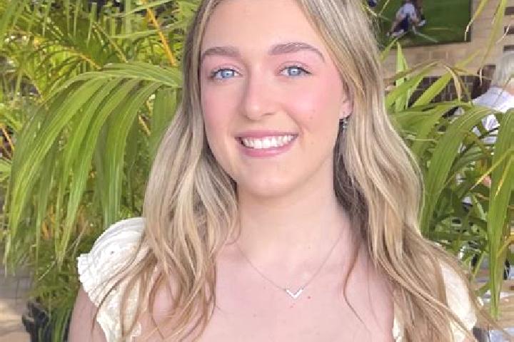 Luna, 23 — Escort in Abbey, Australia