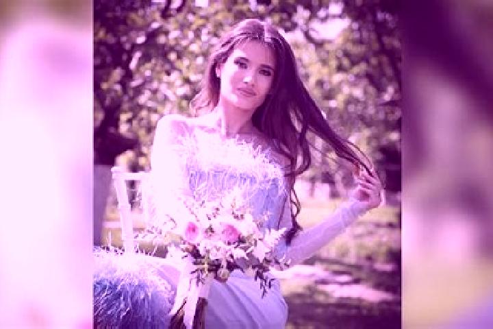 Luna, 23 — Escort in Lipova, Czech Republic