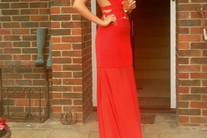 Luna, 23 — Escort in Potterne, United Kingdom