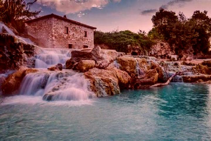 Luna, 23 — Escort in Serre di Rapolano, Italy