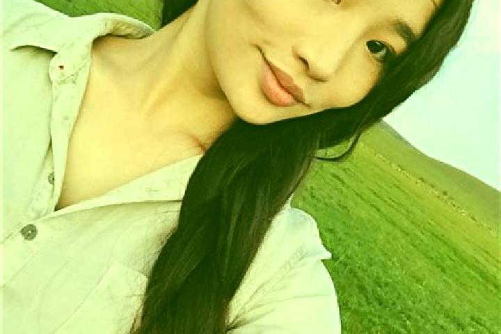 Luna, 23 — Escort in Tsoohor, Mongolia