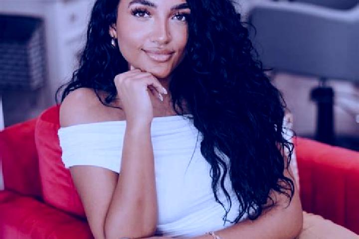 Luna, 23 — Escort in Zayda, Morocco