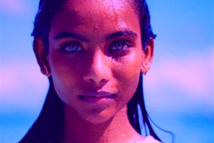 Luna, 24, a chestnut blue-eyed indian companion based in Mirandela. Offering Fetish, CIM. Available for incall and outcall, day and evening dates.