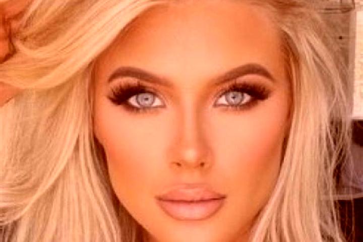 Luna, 24, a platinum blonde amber-eyed latina companion based in Sobreda. Offering OWO, Massage, A-Level. Available for incall and outcall, overnight booking...