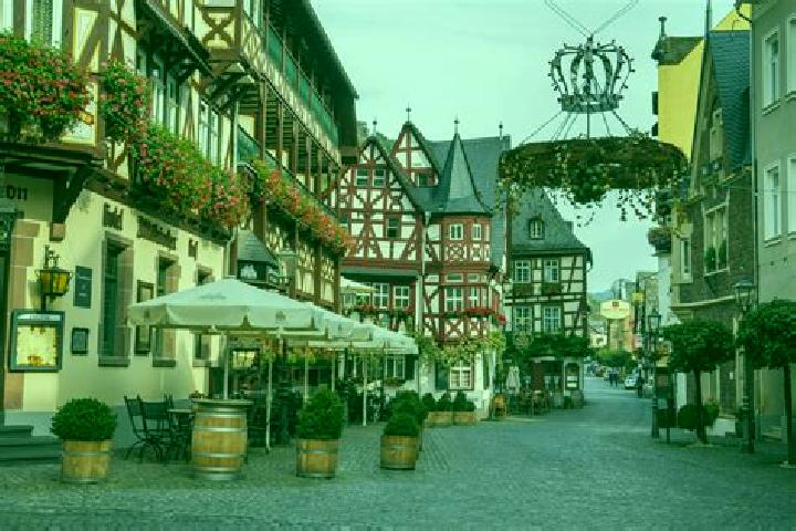 Luna, 24 — Escort in Bad Duerkheim, Germany