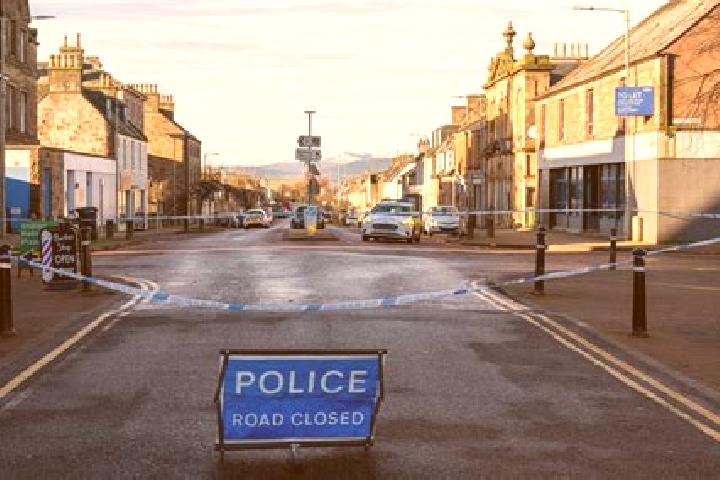 Luna, 24 — Escort in Invergordon, Australia