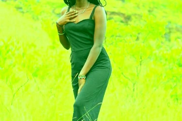 Luna, 24 — Escort in Kainuk, Kenya