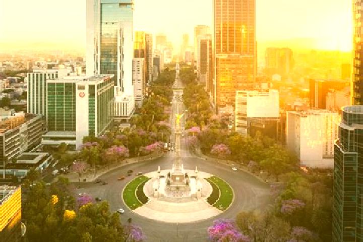 Luna, 24 — Escort in La Valla, Mexico