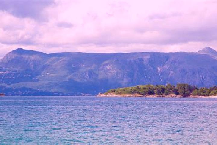Luna, 24 — Escort in Pantokrator, Greece