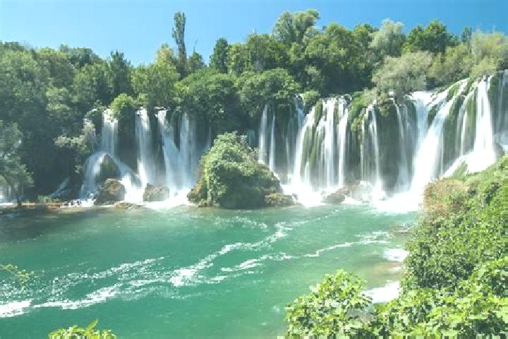 Luna, 24 — Escort in Polje-Bijela, Bosnia and Herzegovina