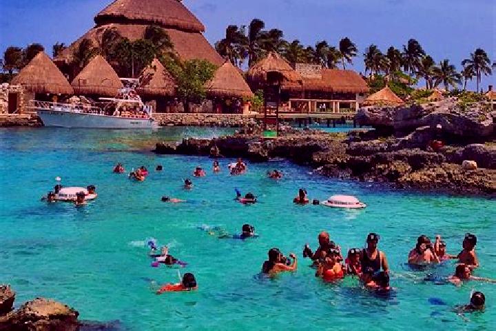 Luna, 24 — Escort in Quintana Roo, Mexico
