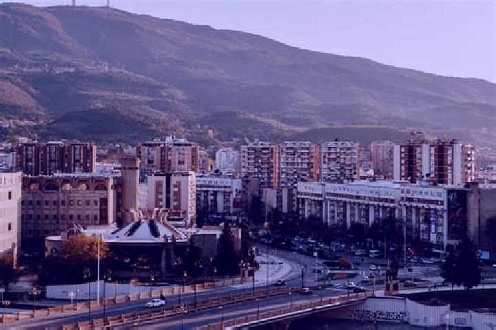 Luna, 24 — Escort in Vranestica, North Macedonia