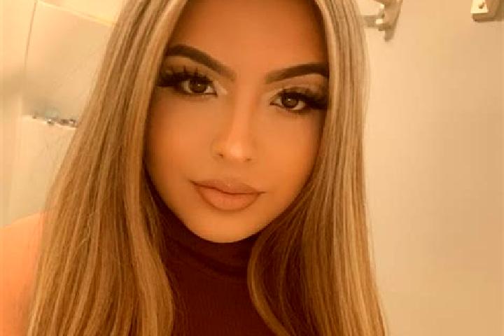 Luna, 25, a blonde amber-eyed latina companion based in Moweaqua. Offering Couples, 69, Tantra, Travel Companion. Available for incall and outcall, overnight...