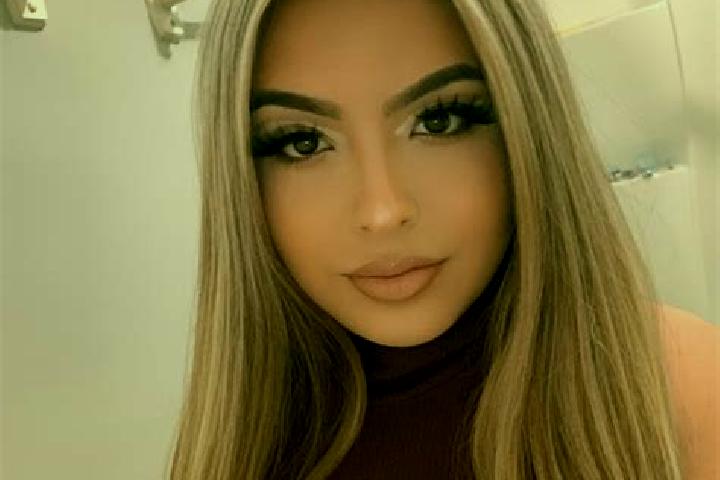 Luna, 25, a blonde brown-eyed latina companion based in Darligen. Offering Couples, Dinner Date, CIM. Available for incall and outcall, overnight bookings av...