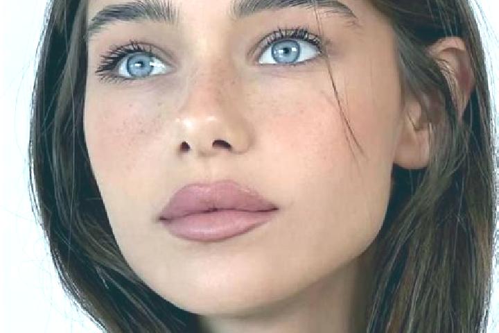 Luna, 25, a brunette grey-eyed middle eastern companion based in Fessy. Offering Tantra, Roleplay, CIM, Striptease, A-Level. Available for incall and outcall...