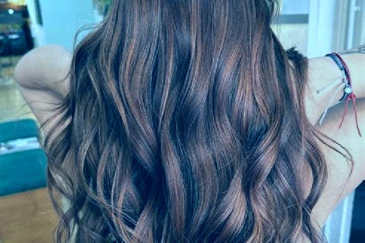 Luna, 25, a chestnut blue-eyed asian companion based in Klau. Offering 69, Girlfriend Experience, Couples, GFE, A-Level. Available for incall and outcall, ov...